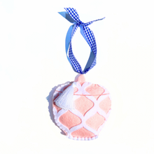 Load image into Gallery viewer, Chinoiserie Ornament Set | Light Pink Ginger Jars