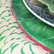 Load image into Gallery viewer, Lettuce-Ware-Placemat-Edge
