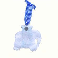 Load image into Gallery viewer, Personalized Elephant Stool Ornaments