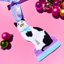 Load image into Gallery viewer, Staffordshire Cat Ornament