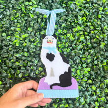 Load image into Gallery viewer, Staffordshire Cat Ornament
