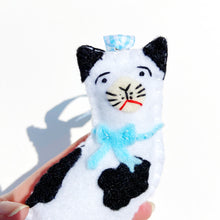 Load image into Gallery viewer, Staffordshire Cat Ornament