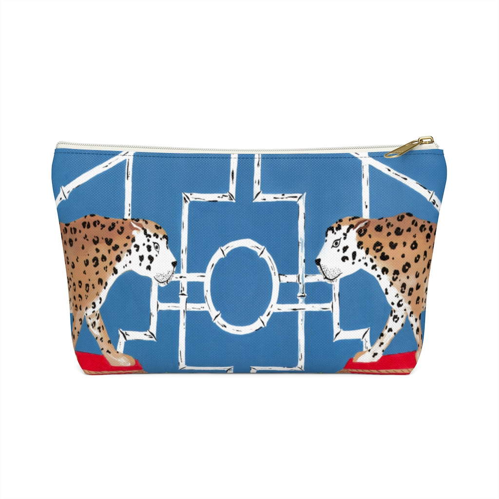Leopards-and-Leopards-pouch