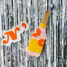 Load image into Gallery viewer, Grandmillennial Garlands | &quot;Movin’ &amp; Groovin’”